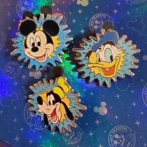 3 Disney Smiling Faces Pins Mickey, Donald & Goofy